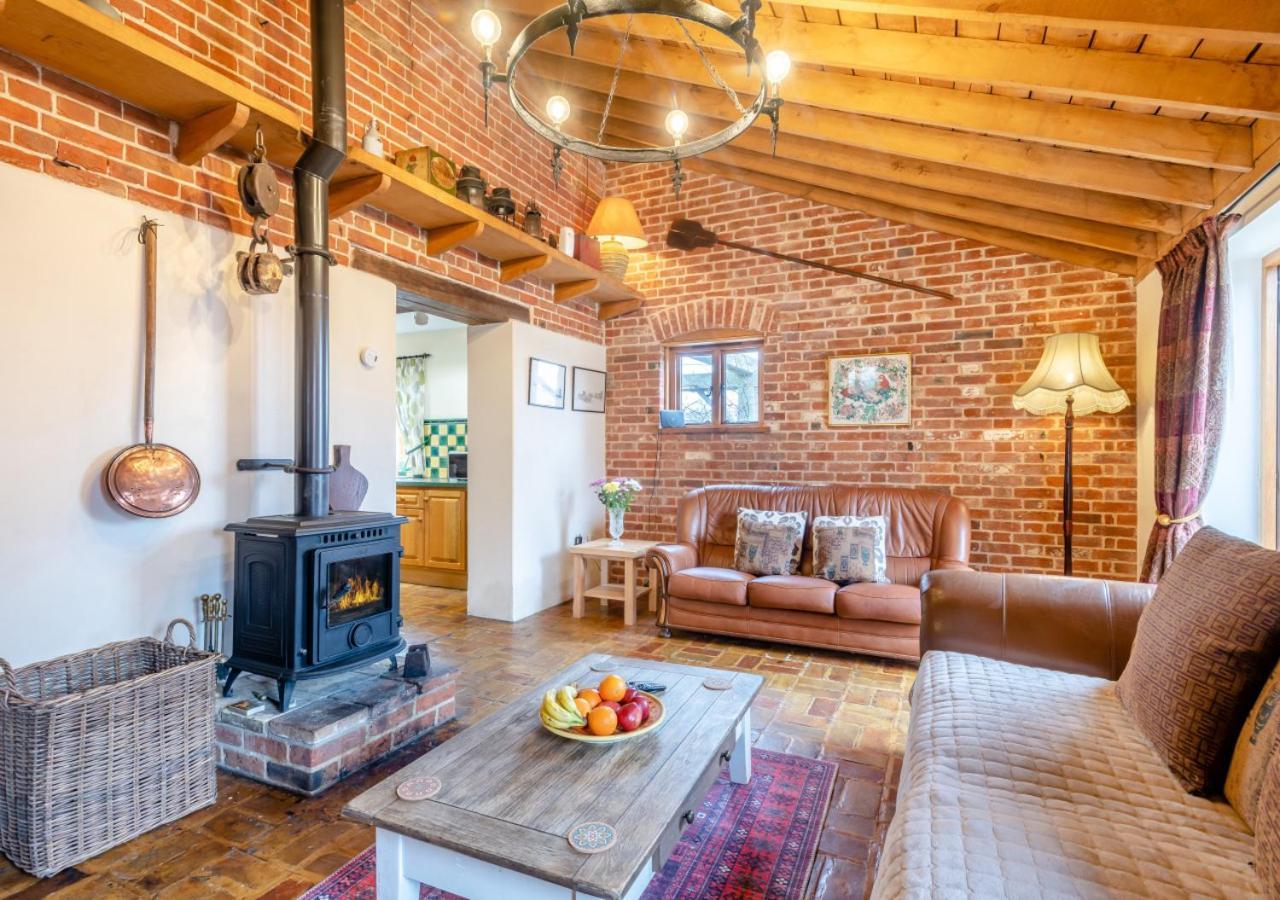 Villa Elms Barn Wangford Esterno foto